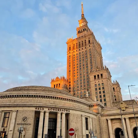 Emilka Z Widokiem Na Palac Kultury Warsaw Exterior photo
